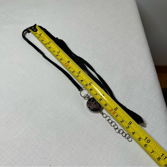 Handmade triple leather wrap bracelet. Sterling Silver. Silk floral fabric - Picture 7 of 8